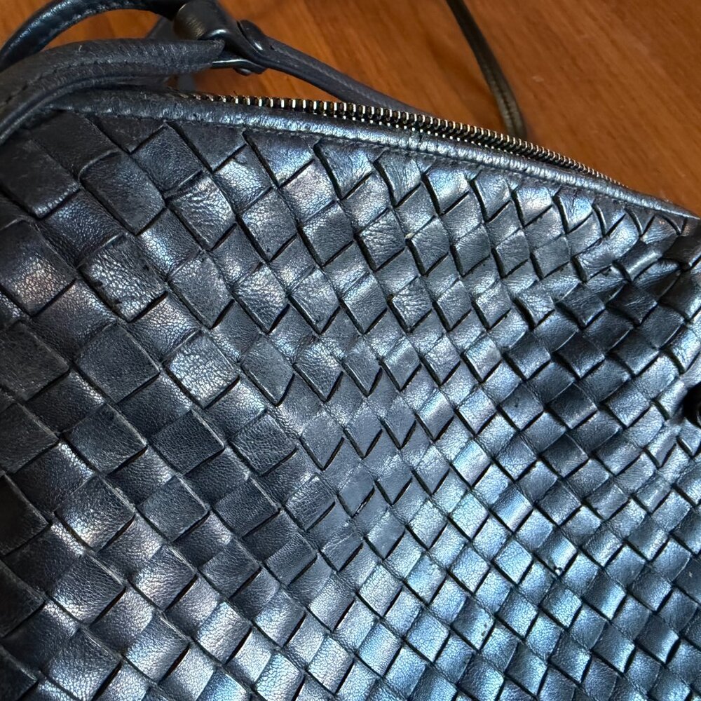 Bottega Veneta Nappa Intrecciato Nodini Crossbody Bag - Picture 5 of 7